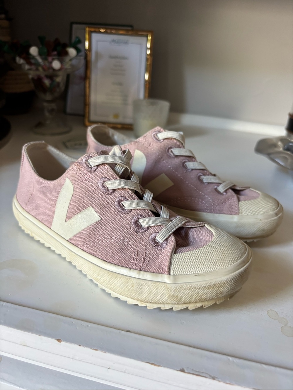 Veja Pink Canvas Low-Top Sneakers with Cream Accents kids 12.5
